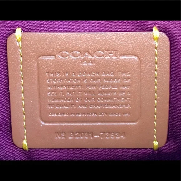 S⭕️LD‼️New Coach 1941 Riley Top Handle 18 In Signature Canvas - Picture 10 of 12